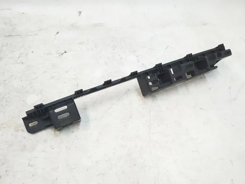 Кронштейн порога задніх лівих дверей Tesla Model X 1056095-00-B