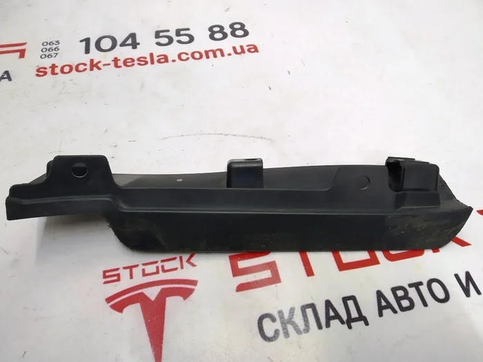 28 Обтічник колеса переднього правого (бризковик) Tesla model X 1054804-00-D