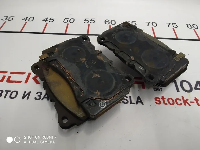 Bremseklodser foran BREMBO (sæt med 4 styk) Tesla model S, model S REST 1055066-00-C