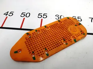 3 Osłona wentylacyjna akumulatora głównego spód plastikowy Tesla model S, model S REST, model X 1055497-00-Z