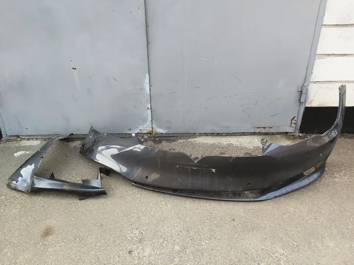 Voorbumper voor 6 parkeersensoren PMNG voor restauratie van Tesla Model S REST 1056370-S4-A
