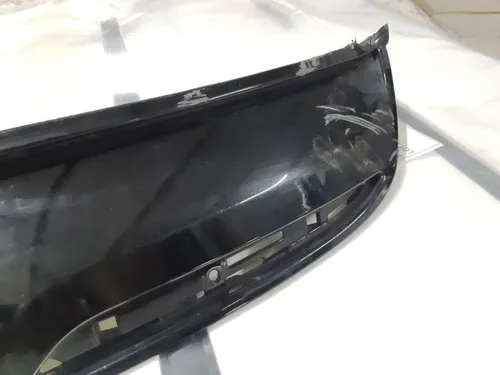 16 Dolna listwa tylnego zderzaka (warga) lakierowana PMNG (uszkodzona) Tesla model S REST 1057321-00-C