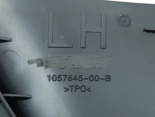 14 Bouchon de pare-chocs avant gauche (couvercle) (sous le crochet) Tesla model S REST 1057845-00-C