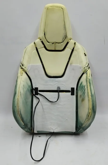 Schuimvuller van rugleuning 1e zitrij met verwarming NEXT GEN (GEN 2) (met schade) Tesla model S, model S REST 1058006-02-B