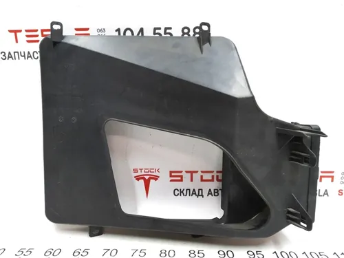 Pravý difuzor chladiče pro AWD Tesla model S REST 1058024-00-C
