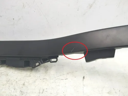 Накладка отвору стійки З права Tesla model X