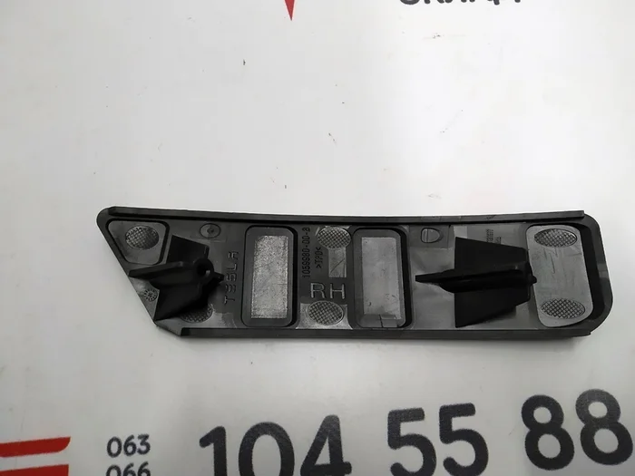 21 Suporte do farol de neblina direito NOVO Tesla modelo S REST 1059980-00-B