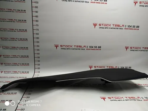 8 Torpedopaneel (zwart kunstleer) PUR/PUR BLK Tesla model S, model S REST 1060695-10-D