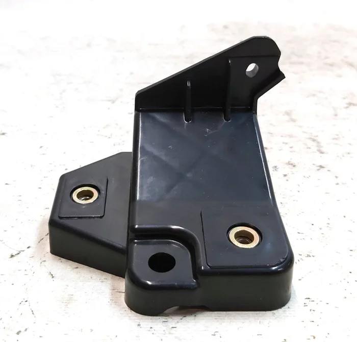 Mocowanie przedniego zderzaka lewe wewnętrzne Tesla model S REST 1061331-00-B