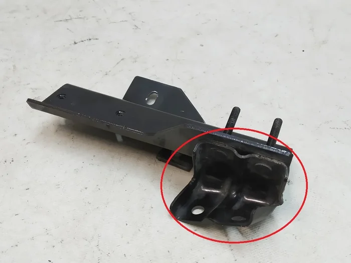 Guía del amplificador del parachoques delantero izquierdo (daños) Tesla Model X 1061424-00-C