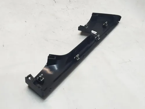 1열 시트 베이스 트림 우측 Tesla Model X 1061621-00-B