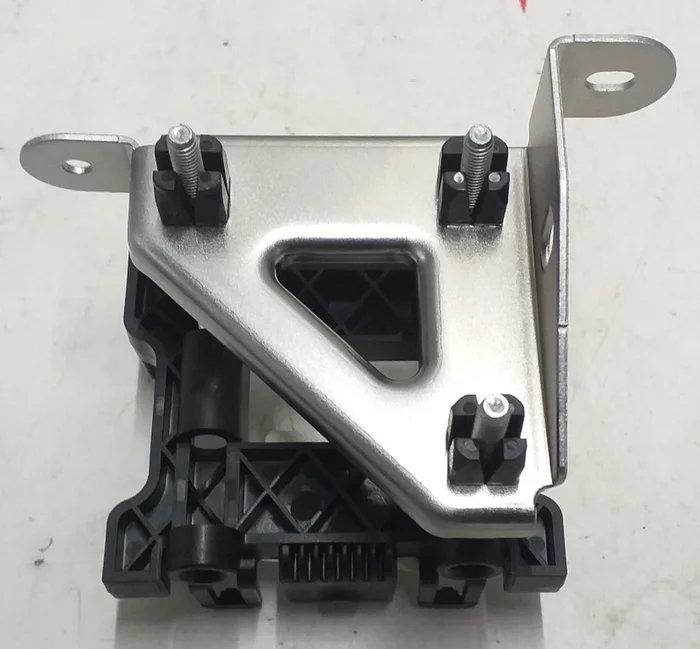 3 Кронштейн кріплення радара NEW Tesla model S REST 1061953-00-E