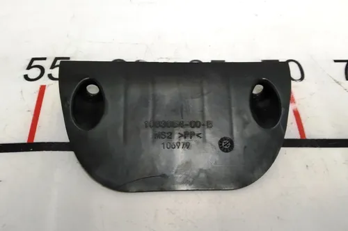 Пластина закриття боксу підкапотного простору Tesla model S REST 1063054-00-B
