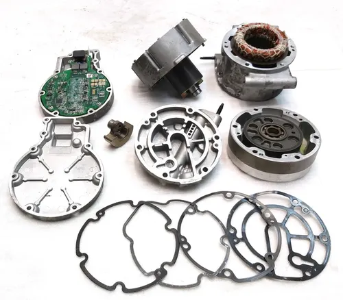 Aircocompressor gedemonteerd Tesla model S REST 1063369-00-F