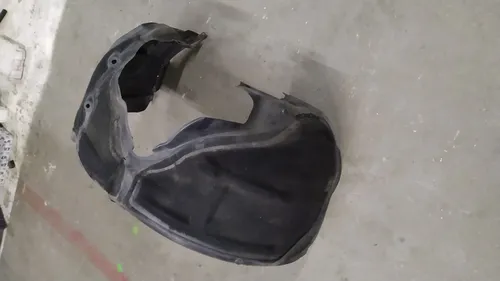 1 Kotflügelverkleidung vorne links AWD Tesla Modell S REST 1063693-00-D