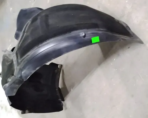 1 Kotflügelverkleidung vorne links AWD Tesla Modell S REST 1063693-00-D