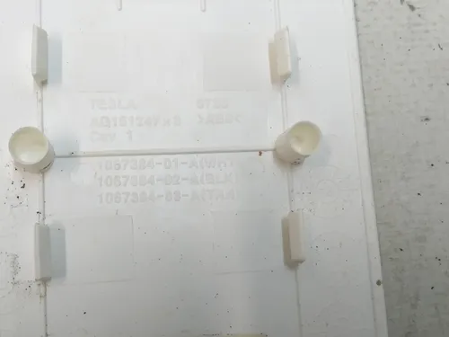 Decoratief leggen van de hoofdbeveiliging van de 1e rij witte Tesla Model S Rest, Model X 1067384-01-B