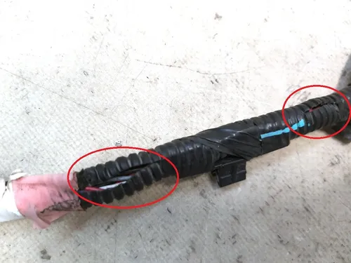 Cabluri de bare de protecție spate (6 parcări) cu deteriorarea modelului Tesla 3 1067959-00-E