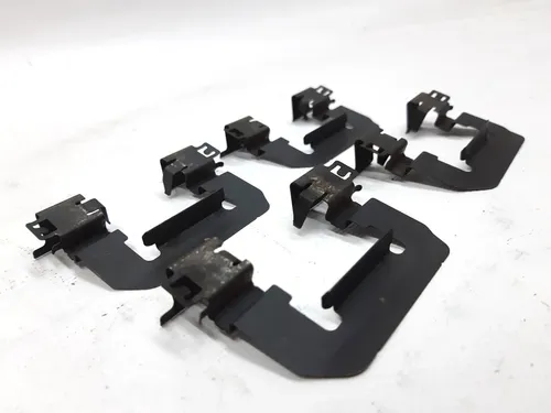 3 Пружини колодок задніх гальмівних (комплект 4 штуки) Tesla model S, model REST 1068331-00