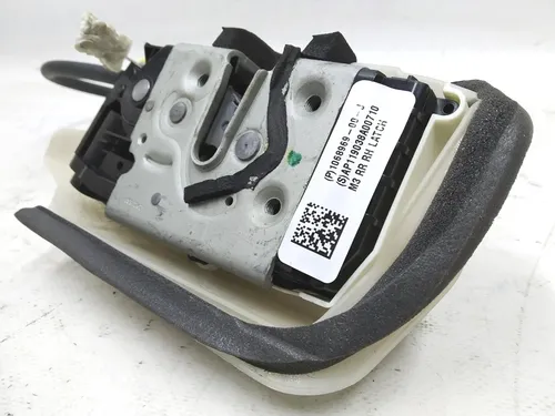 Замок дверей задніх правих Tesla model 3 1068969-00-M