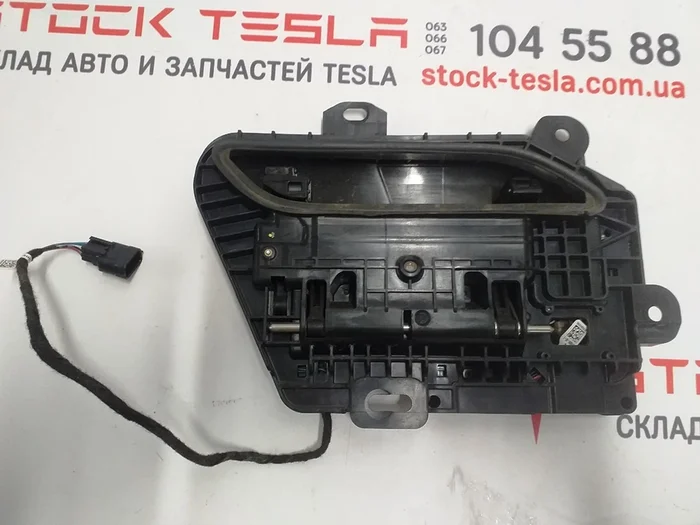 5 Механізм ручки зовнішньої передньої/задньої правої у зборі GEN 2 Tesla model S REST 1100300-S0-A