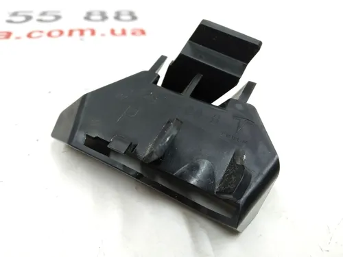 8 Guide de pare-chocs avant inférieur droit Tesla modèle S REST 1072914-00-B