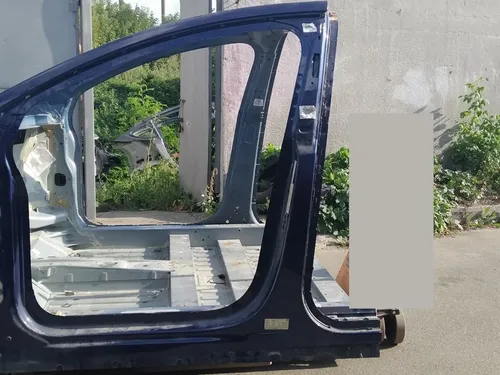 Čtvrtinový přední levý A/B sloupek s nosníkem a sestavou skla Tesla Model X 1073190, 1069430, 1069415