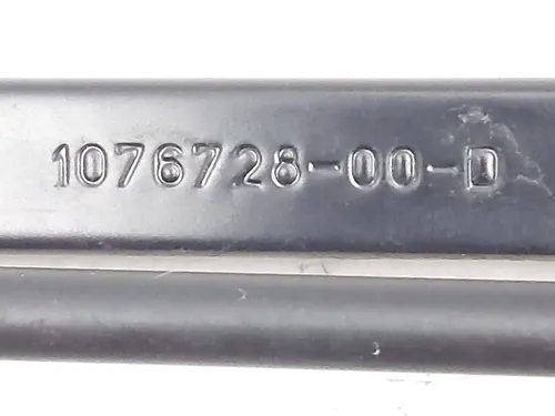 2 Важіль склоочисника лівий з магістраллю та форсункою у зборі Tesla model 3 1076728-00-D