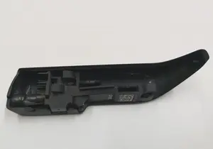 Buse de bras d'essuie-glace droite Tesla modèle 3 1076729-00-B