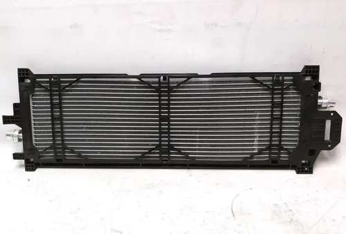 Radiateur de refroidissement principal Tesla modèle 3 1077082-00-C