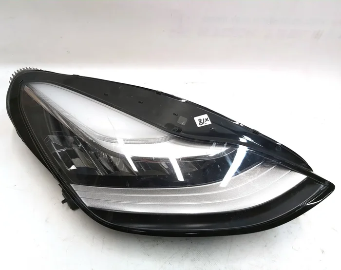 右主大灯 UP LEVEL（美国） Tesla model 3, model Y 1077372-00-K