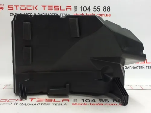 Subwoofer Tesla model 3 1079747-00-D