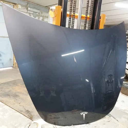 1 Montagem do capô com emblema "T" PMNG Tesla modelo 3 1081390-E0-C