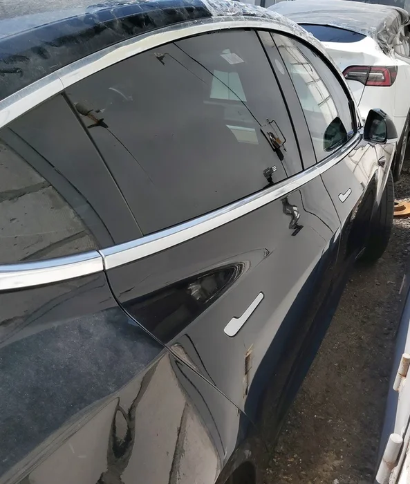 Rechter achterdeur PBSB montage Tesla model 3 1081440-01-C