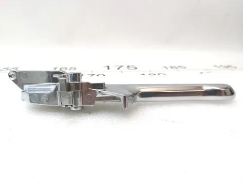 Poignée de porte avant arrière gauche CHROME avec dommages Tesla Model 3 1081831