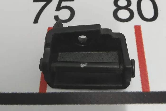 16 Montážní modul rack C pravý Tesla model X 1083675-00-B