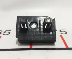 8 Кронштейн крила переднього лівого NEW Tesla model 3 1084171-00-F