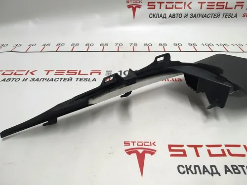 Sikkerhedsselepude til søjle C højre Tesla Model 3 1086285-00-G