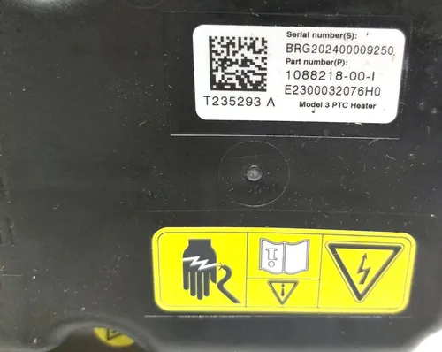 驾驶室气候控制单元（炉子）的加热元件，电线损坏 Tesla model 3 1088218-00-I