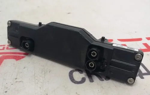 Камера TRIPLE лобового скла АП2,0 Tesla Model S REST, Tesla Model X 1120520-00-B