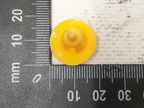 1007151-80-E Retroilluminazione per Tesla Model MS_MSR_MX_M3. Un elemento funzionale che esalta lo stile sorprendente di un popolare veicolo americano. Tutte le parti Tesla disponibili per l'acquisto sul sito sono prodotti di marca. Questo fatto è con