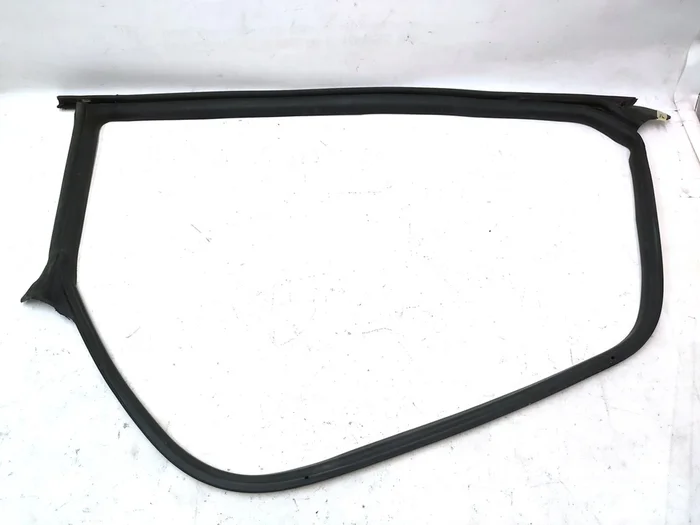 ختم الباب الأمامي الأيمن لسيارة تسلا موديل 3 1090500-90-N