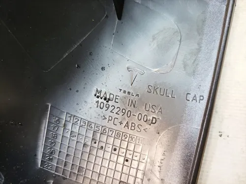 テスラモデル3 1092290-00-Dにダメージを与えた外部左翼（シェル）PMNGのオーバーヘッドライニング