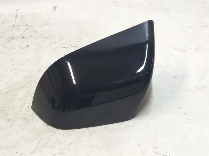 Накладка дзеркала зовнішнього лівого верхня (шкаралупа) PBSB Tesla Model 3 1092290-01-D
