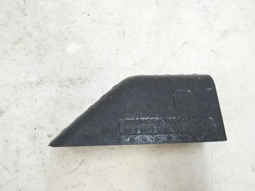 Упор настилу багажника (пінопласт) правий 5 місць Tesla model X 1092560-00-A