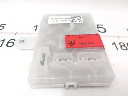 Unità di controllo elettronico della porta dell'UE (blocco retrofit) Tesla Modello 3 1092755-82-B