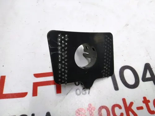 9 1097470-00-A Wspornik montażowy do czujników parkowania S7 Tesla model X 1097470-00-A