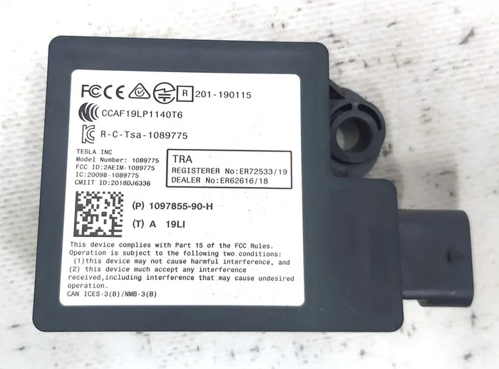 7 Блок Bluetooth Tesla model 3 1097855-00-H