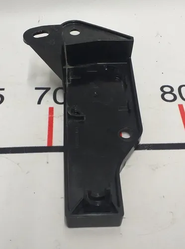 Staffa per azionamento serratura cofano per chiusura elettrica sinistra Tesla modello 3 1098789-00-D