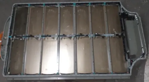 파이프 및 접점이 포함된 메인 배터리 하우징 75kWh Tesla 모델 S REST, Tesla 모델 X 1101082-00-A